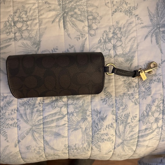 Elegant Black Leather Women's Bag - Picture 2 of 2